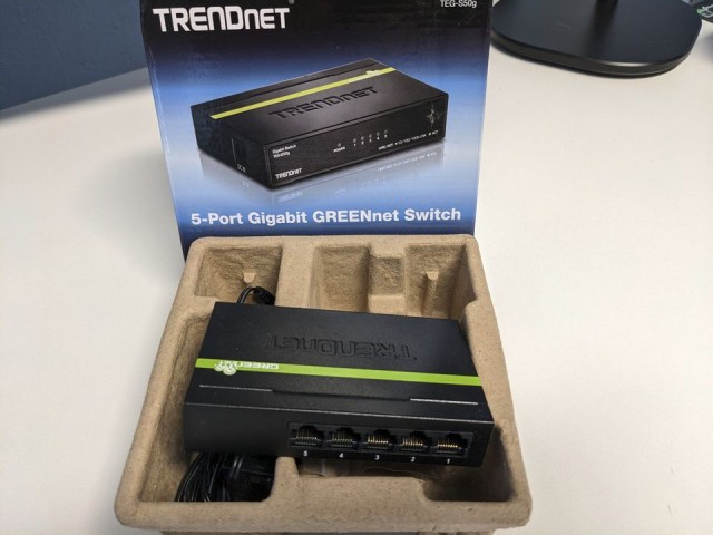 TRENDnet 5 port Gigabit GREENnet Unmanaged Switch 